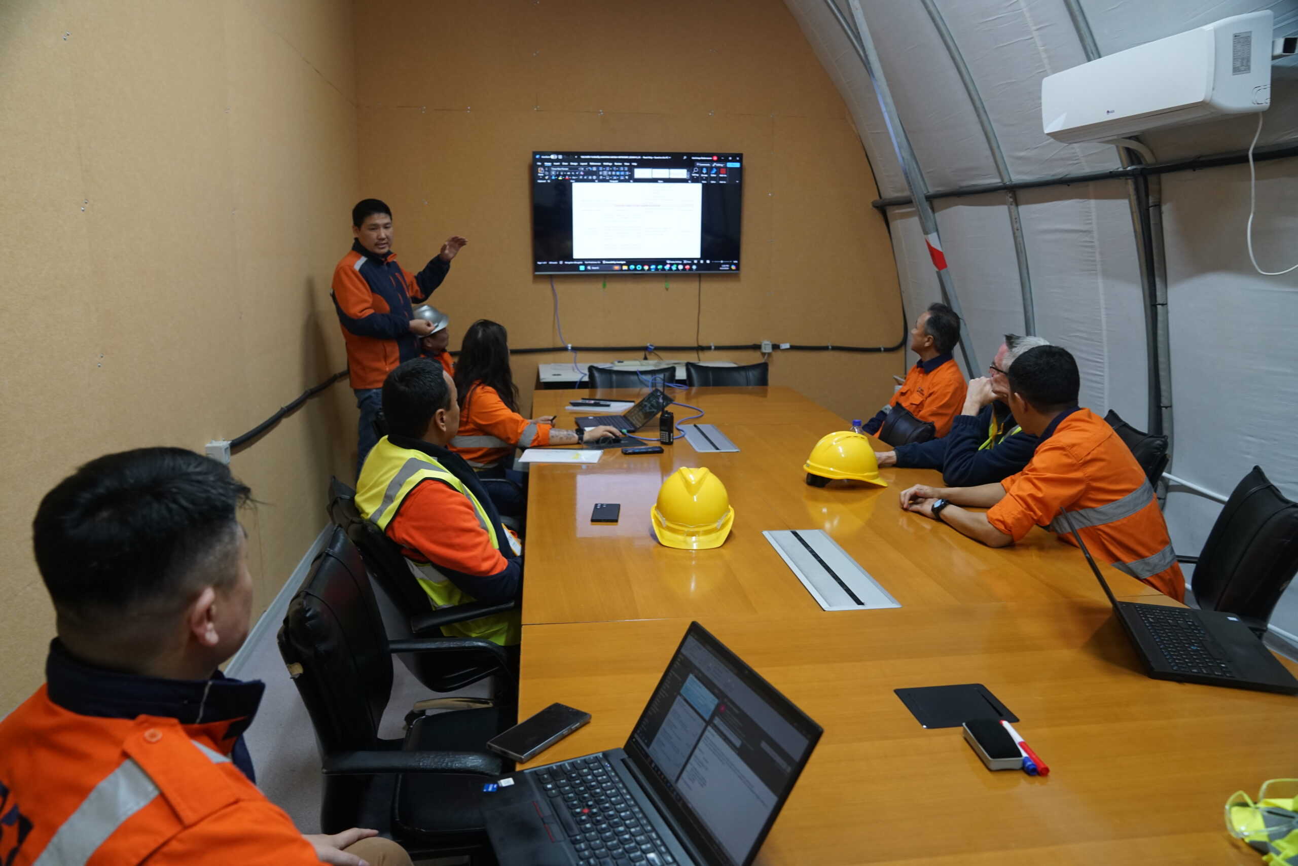 Erdene Provides Corporate Finance Update